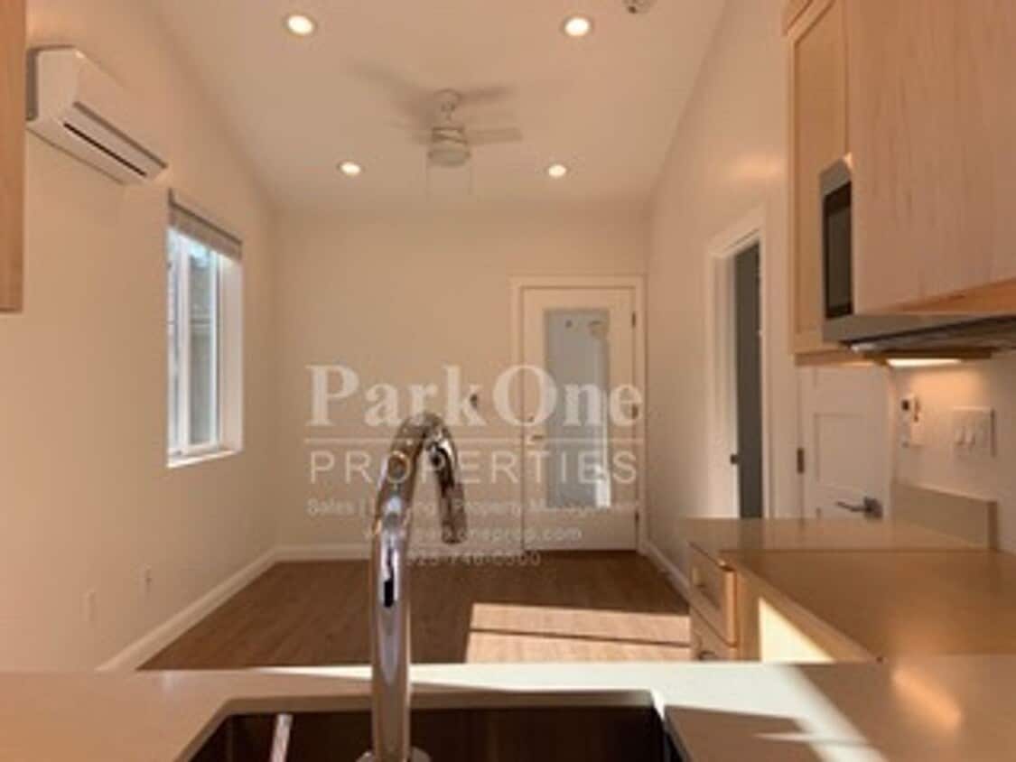 Foto principal - Meadow View Rd - LO