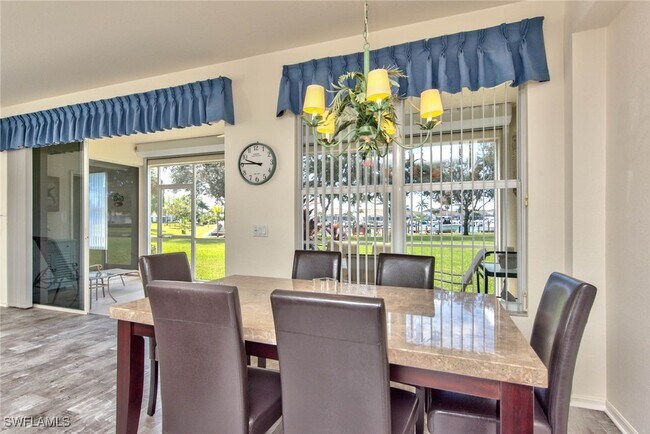 Foto del edificio - 285 Cays Dr