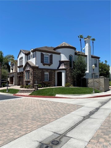 Primary Photo - 105 Kingfisher Ct