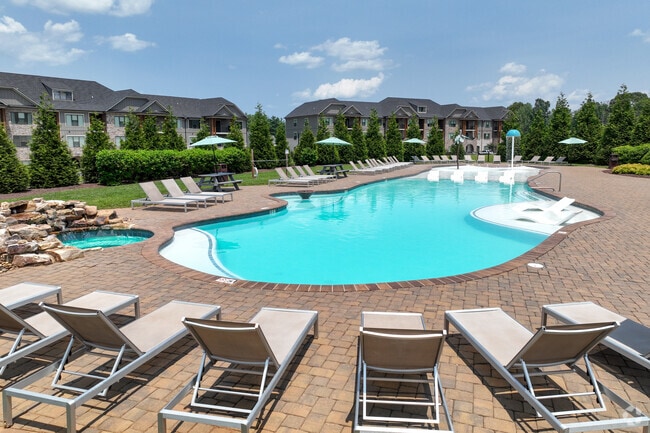Building Photo - Palisades at Hunter’s Creek