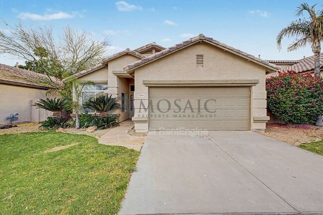 Photo - 2441 W Indigo Dr House