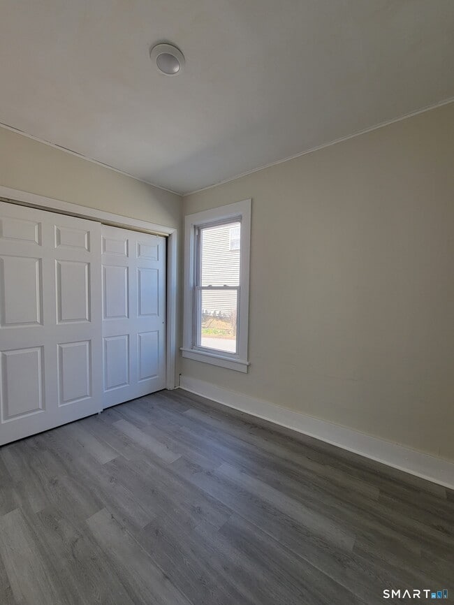 Foto del edificio - 21 Lewiston Ave