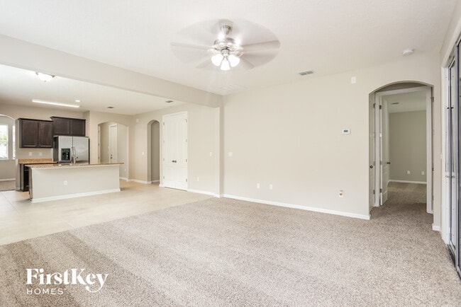 Building Photo - 1532 Oldenburg Dr