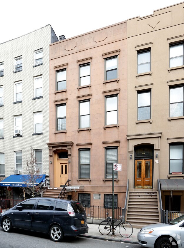 Primary Photo - 506 Henry St
