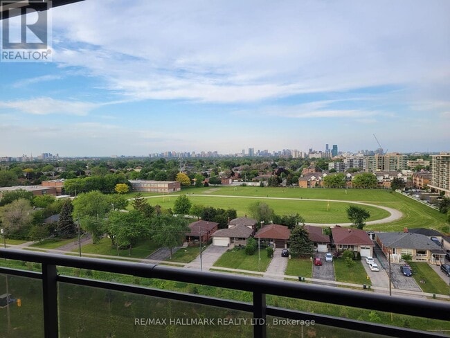 Building Photo - 1-1101 De Boers Dr