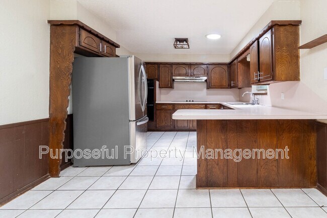 Foto del edificio - 9317 N Sherwell Dr