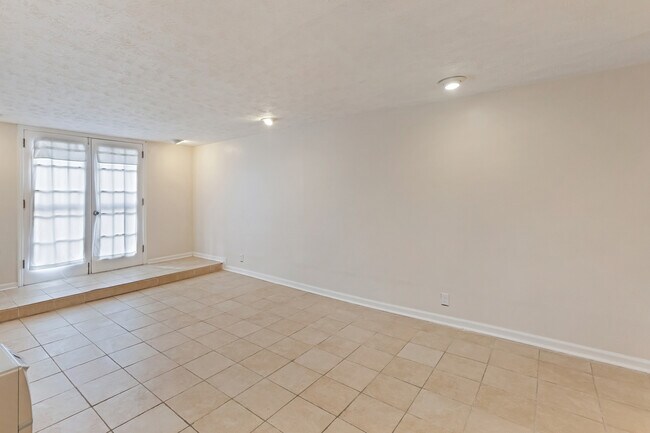 Foto del edificio - 3504 Pleasant Valley Rd