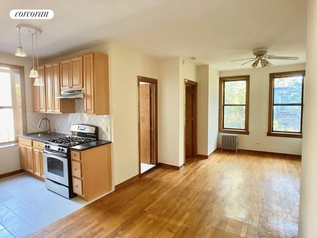 Building Photo - 177 16th St