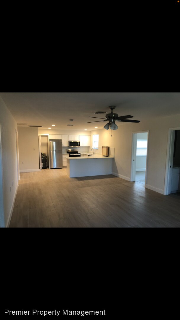 Building Photo - 4 br, 2 bath House - 3385 Captains Cove Un...