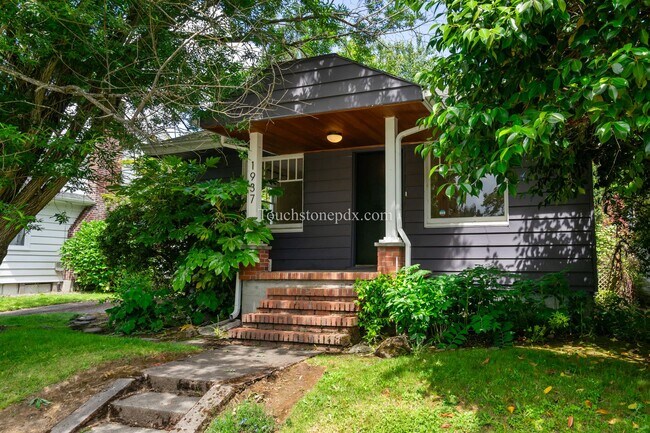 Foto del edificio - Live in the Heart of NE Portland – Modern ...