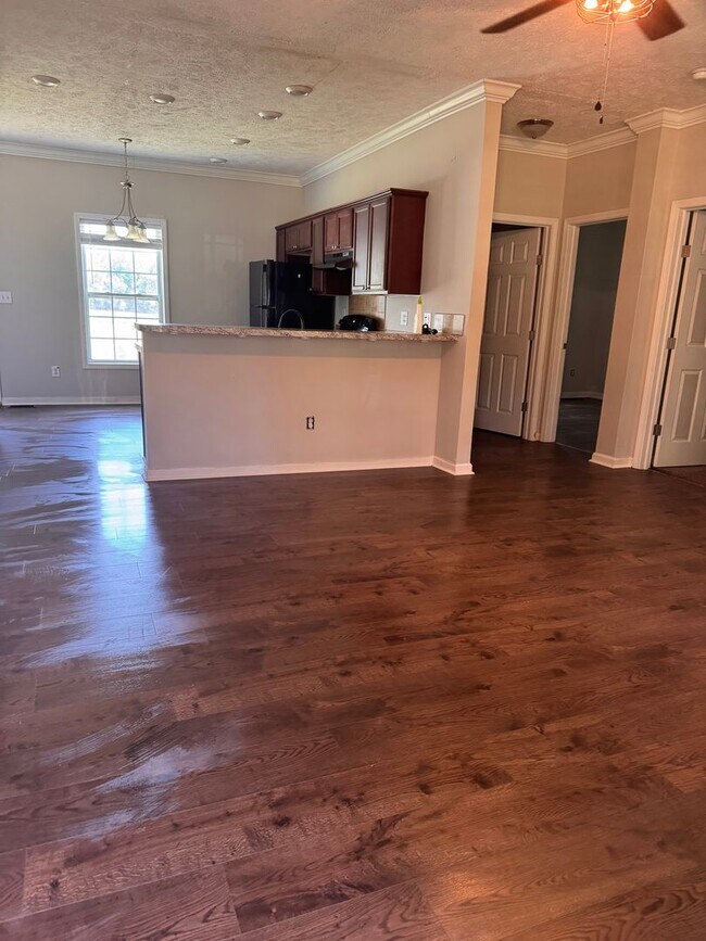 Foto del edificio - 173 Cowell Ln