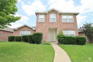 Building Photo - 2415 Mallory Ln