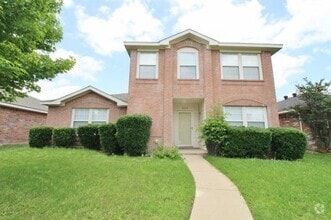 Building Photo - 2415 Mallory Ln