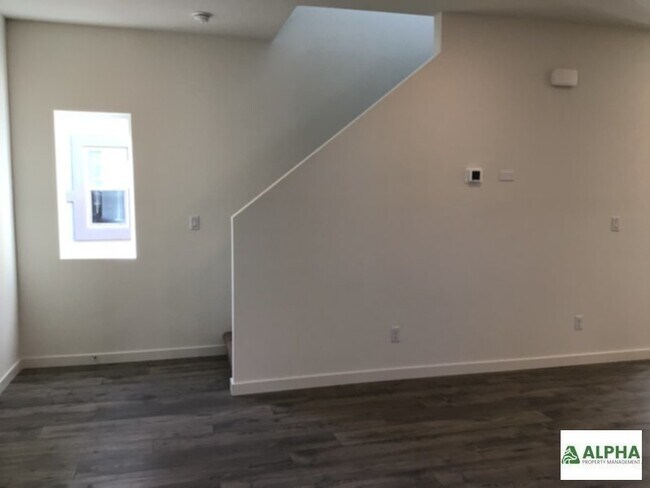 Building Photo - Solar powered smart home .