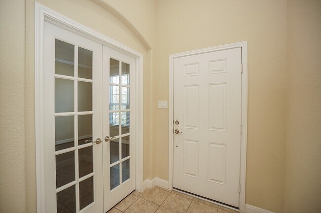 Foto del edificio - 28515 Pleasant Forest Dr