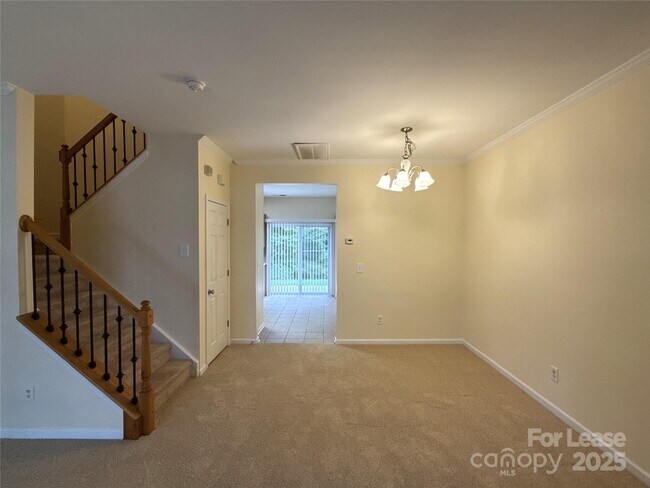 Foto del edificio - 3046 Summerfield Ridge Ln