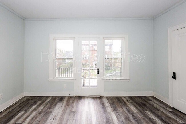 Foto del edificio - 3300 E 149th St