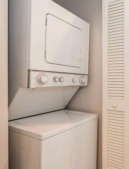 Foto del edificio - 932 Lake St