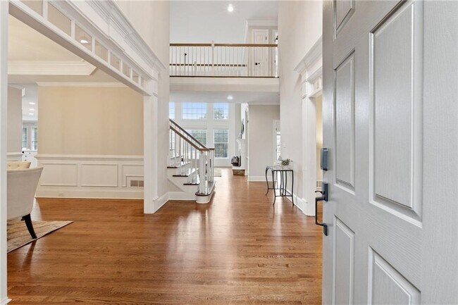 Building Photo - 870 Longstone Landing