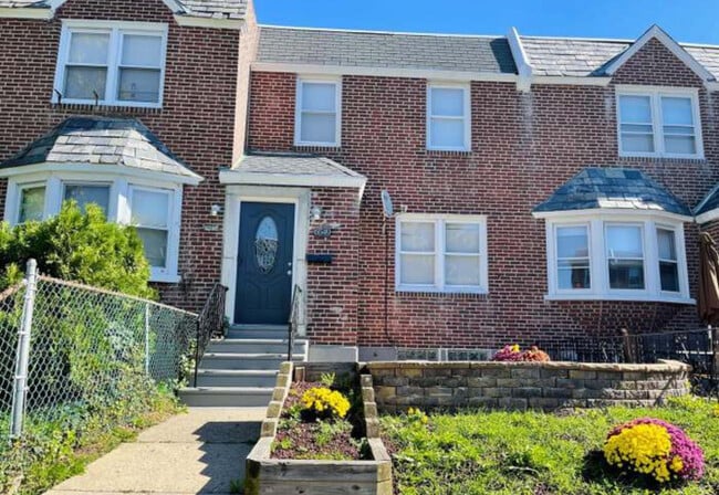 Photo - 6549 N Gratz St House