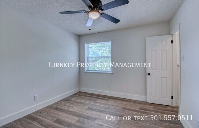 Building Photo - 5924 Southwick Dr