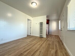 Building Photo - 505 Pierce Rd