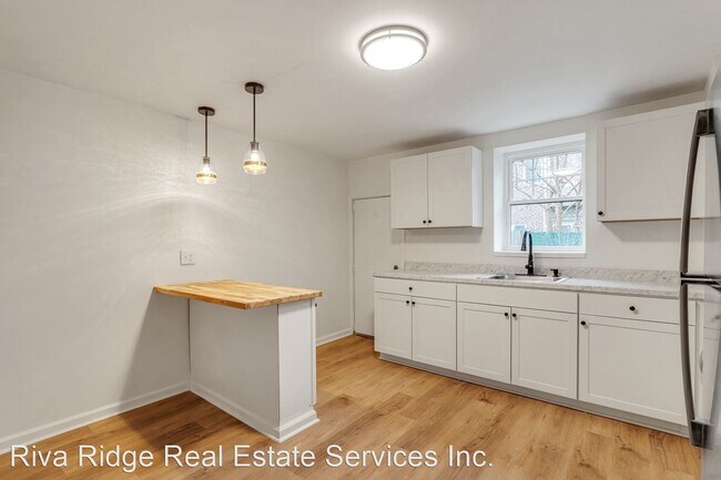 Building Photo - 3 br, 2 bath House - 5229 Natrona Way