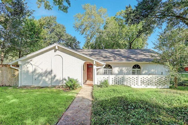 Foto del edificio - 12602 Manorwood Ln