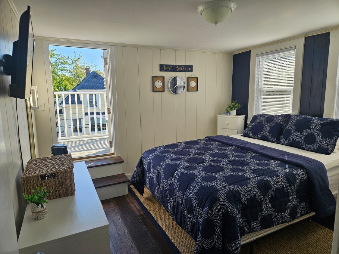 Photo - 15 Tunis Ave (Old Orchard Beach, ME)