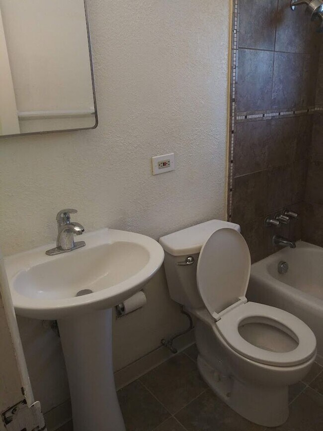 Foto del edificio - Lakewood Co. Ready for Move-In!