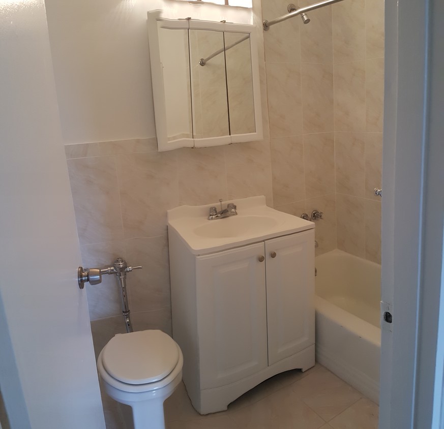 Foto principal - 142-01 41st Ave