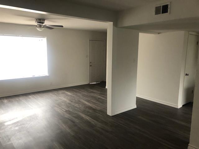 Building Photo - 1131 Pebblebrook Dr