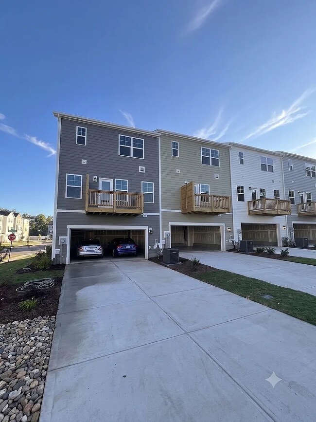 Building Photo - 474 Carolina Springs Blvd