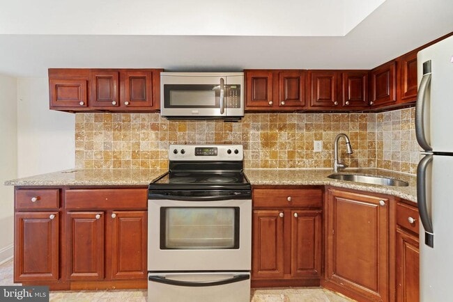 Foto del edificio - 1729 Fontain St