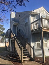 Building Photo - 3744 B Towne Point Rd