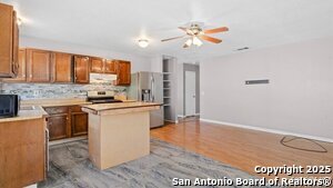 Foto del edificio - 208 Gamblewood