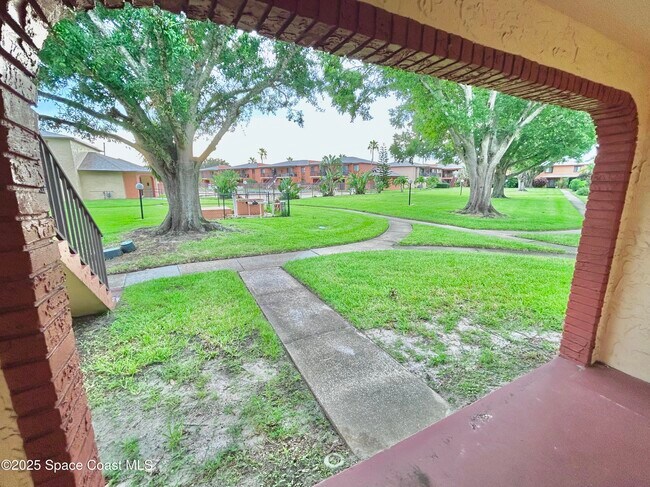 Building Photo - 176 San Juan Cir