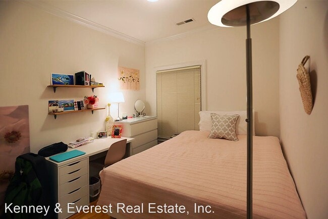 Building Photo - 3 br, 2 bath House - 63 John Street