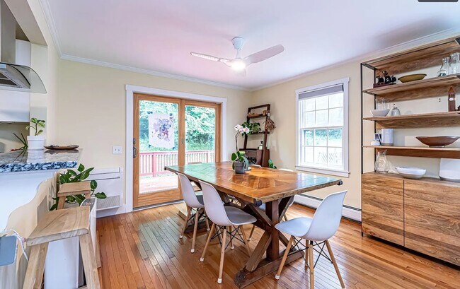 Building Photo - 32 Westview Ln