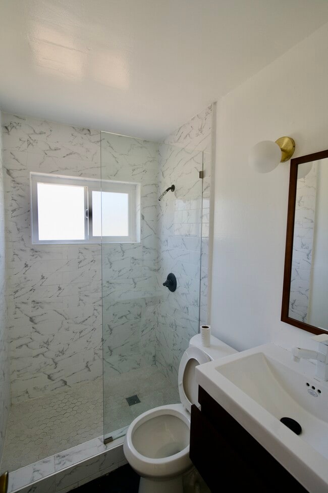 Bathroom - 1352 Blake St