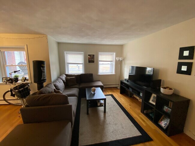 Foto del edificio - 311 Tappan St