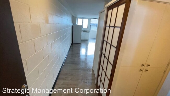 Building Photo - 82 Kihapai St