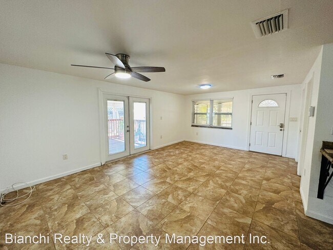 Foto del edificio - 3 br, 2.5 bath House - 10190 61st Way N