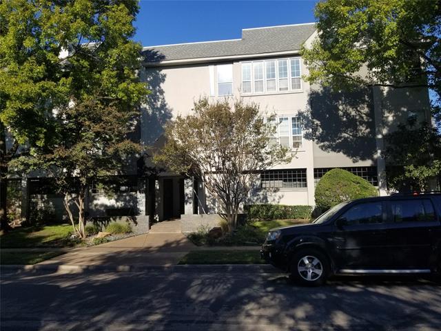 Primary Photo - 4104 N Hall St