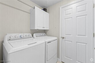 Building Photo - 17311 Cherrywood Ct
