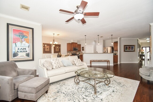 Building Photo - 1119 Lexington Green Dr