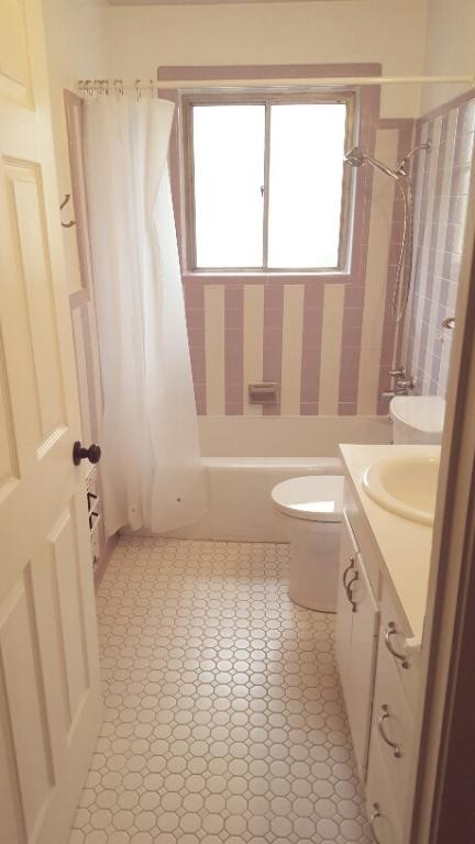 Foto del edificio - 4210 Paul St.