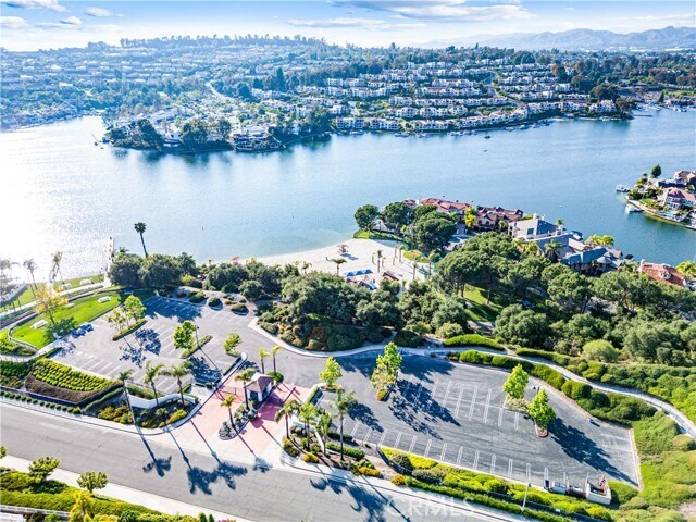 Building Photo - 28081 Tefir