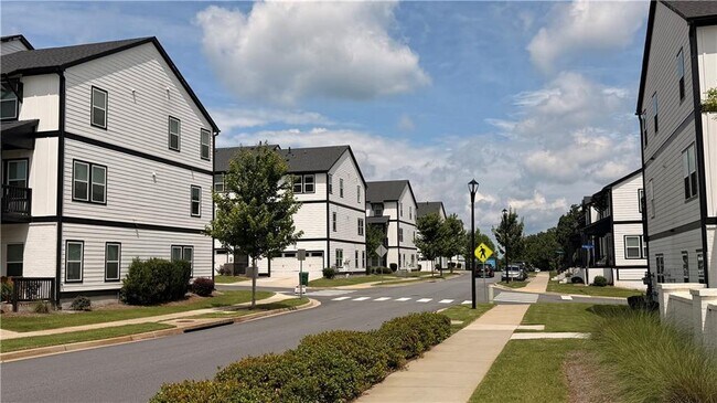 Foto del edificio - 1012 Knoxboro Ln