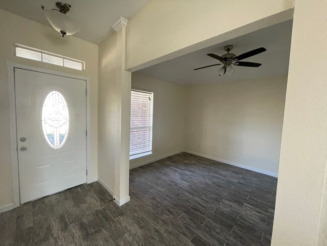 Building Photo - 141 Harvest Loop